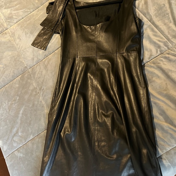 Rare Prada Leather dress - Picture 4 of 4